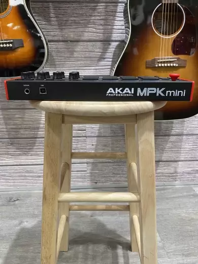 Akai - MPKMINI MKIII 5